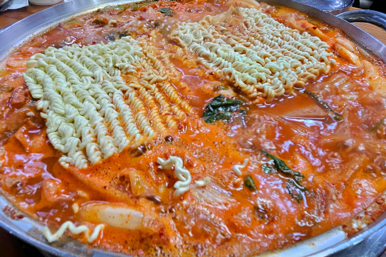 유정부대찌개2