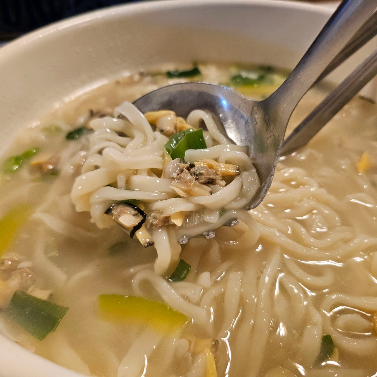 인천광역시 옹진군 찐 맛집 1탄! 5 바람의마을 손칼국수3